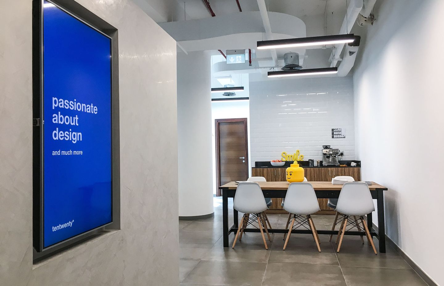 Tentwenty image slider 0