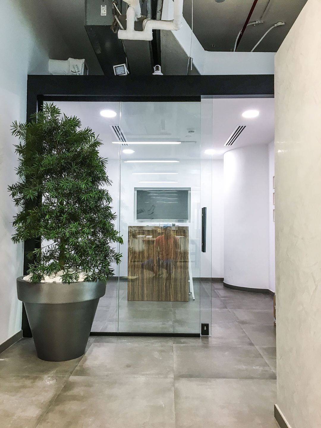 Tentwenty image slider 1